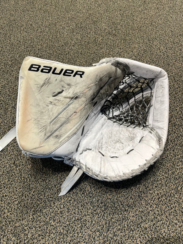 Used Bauer Hyperlite Regular Goalie Glove