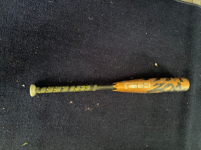 Used USSSA Certified 2022 DeMarini Composite Zoa Bat (-10) 18 oz 28"