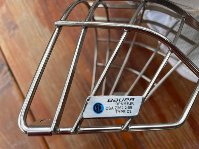 New Bauer  Junior NME Goalie Mask Replacement Cage