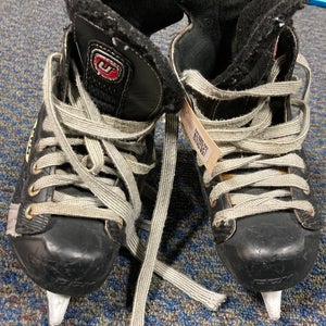 Youth Used CCM U+ 06 Hockey Skates D&R (Regular)  13.0