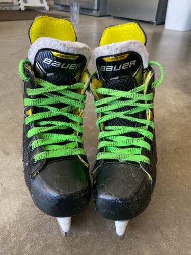 Youth Used Bauer Supreme 3S Hockey Skates Regular Width Size 12.5