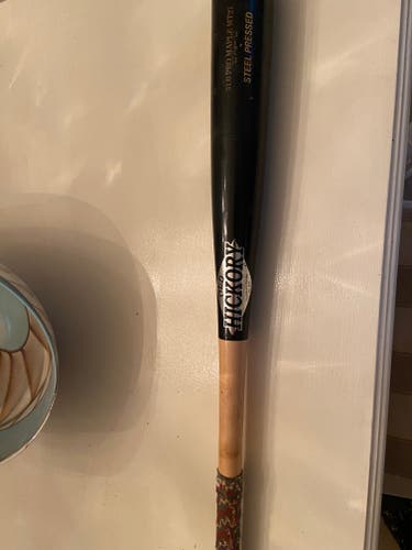 Used BBCOR Certified 2022 Old Hickory Maple MT27 Bat (-3) 28 oz 31"
