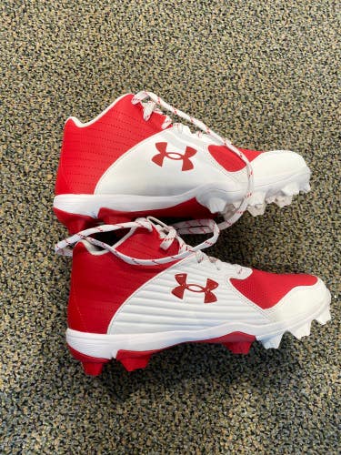 New Under Armour Leadoff Mid RM Jr Cleats 5.5Y
