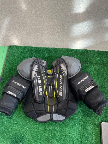 Used Small Bauer Supreme S27 Goalie Chest Protector