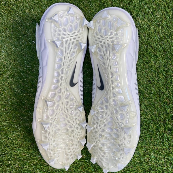 Nike Alpha Menace Pro 2 Football Mid Cleats White AQ3209-100 Men 16 NEW
