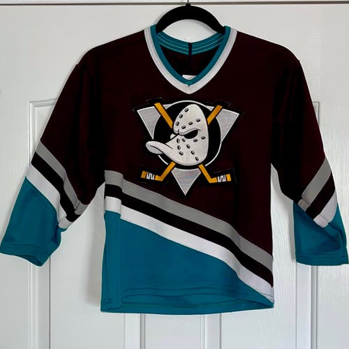 Vintage 1990s CCM Anaheim Mighty Ducks NHL Jersey (Youth S/M)