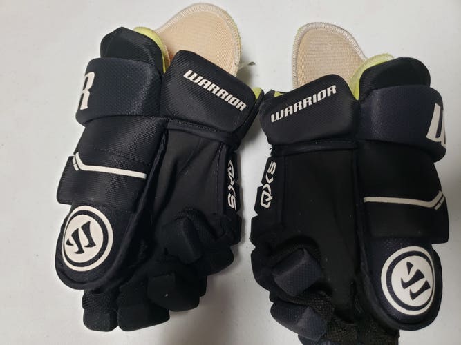 Used Warrior Alpha Gloves 10"