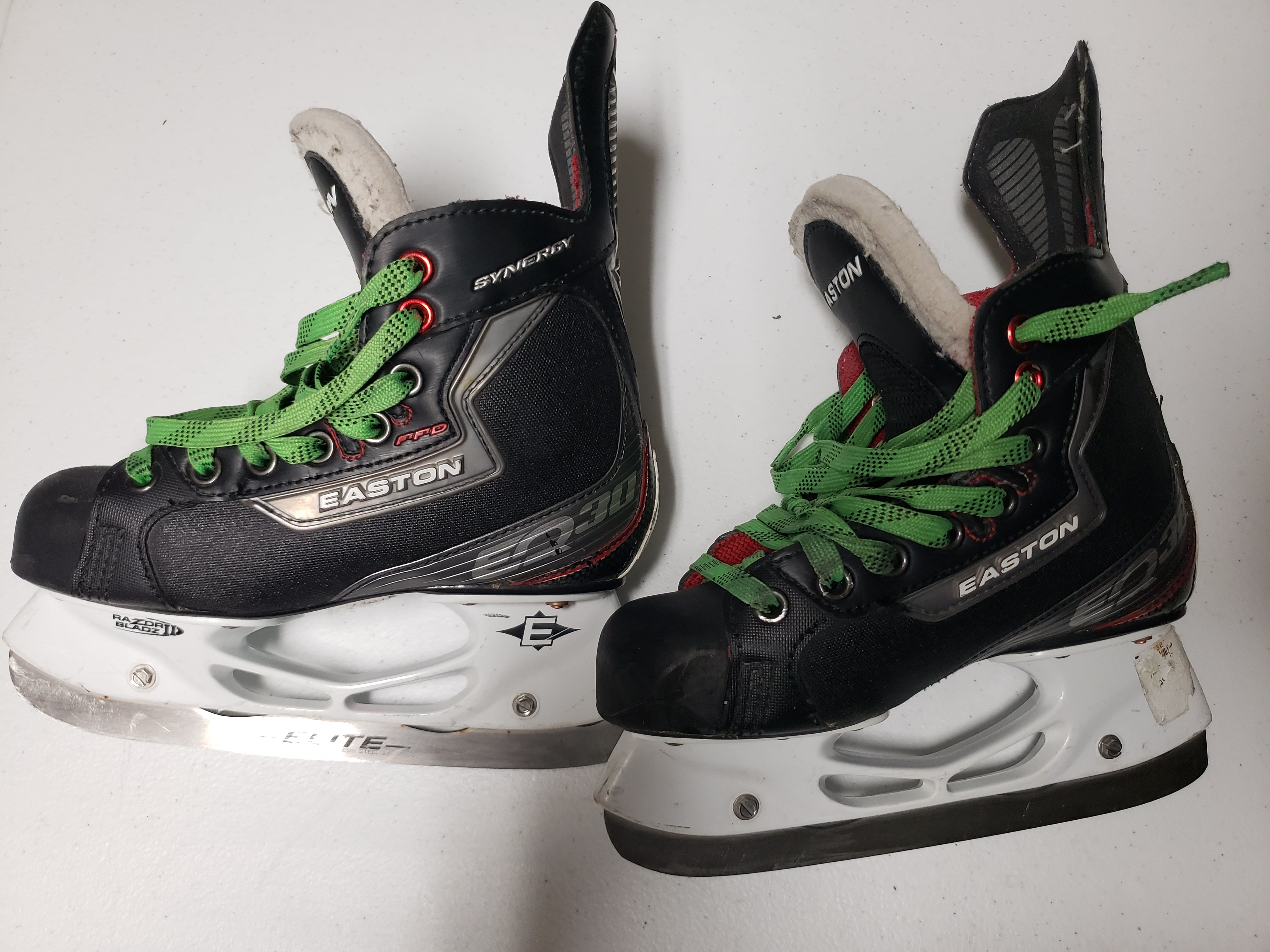 Easton Synergy EQ30 Ice Skates 