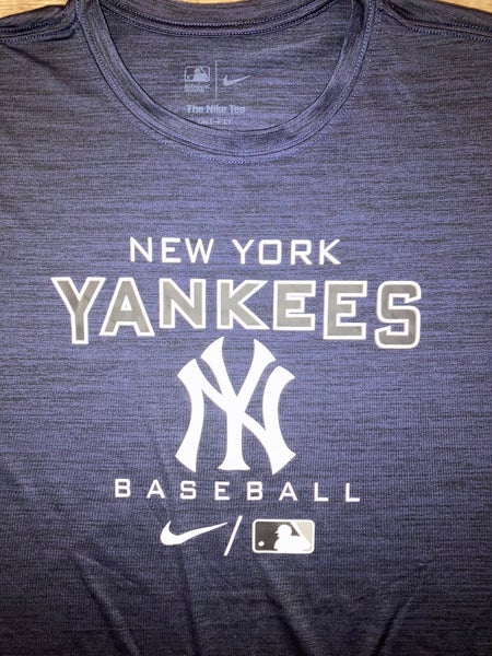 XXL) New Nike New York Yankees Authentic Collection Dri-FIT Shirt