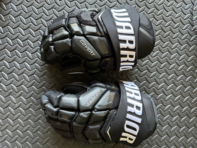 Warrior 14" Covert QRL Pro Gloves Boston Bruins