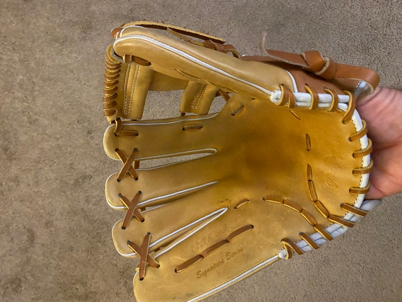 2021 Infield 11.5 Signiture Series Baseball Glove