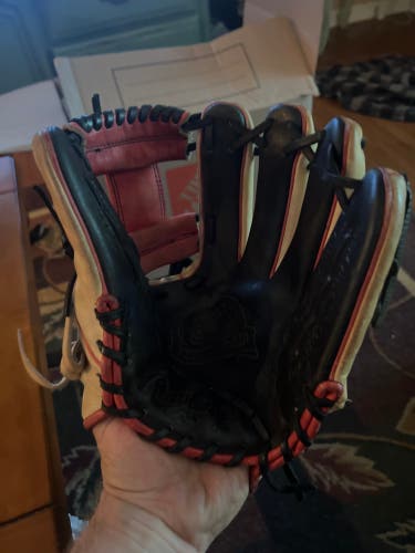 2023 Infield 11.75" Heart of the Hide Baseball Glove