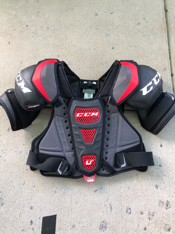 Used Senior CCM U+ CS Hockey Shoulder Pads (Size: Large)