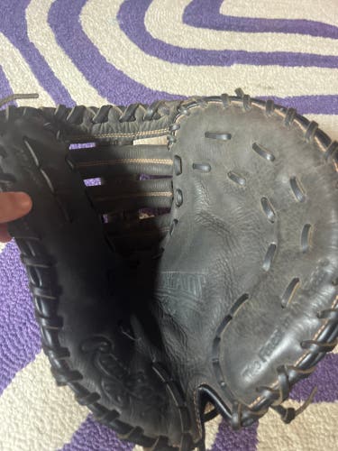 Right Hand Throw 11.5" Renegade Baseball Glove