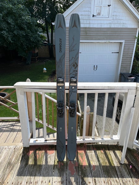 Atomic Bent Chetler 100s 172 Length With Bindings