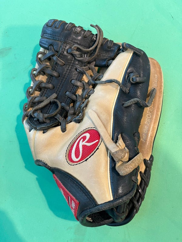 Rawlings Gold Glove Elite Baseball Catchers Glove Mitt NEW for Sale in  Tampa, FL - OfferUp