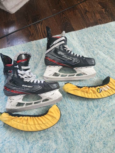 Senior Used Bauer Vapor 2X Hockey Skates Regular Width Size 9