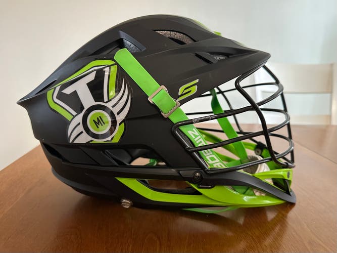 Used Player's Cascade S Helmet