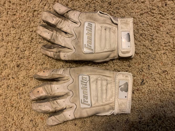 Used Medium Franklin CFX PRO Batting Gloves