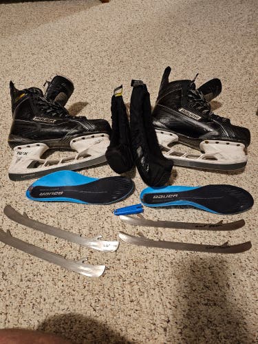 Senior Used Bauer Supreme S180 Hockey Skates Regular Width Size 8