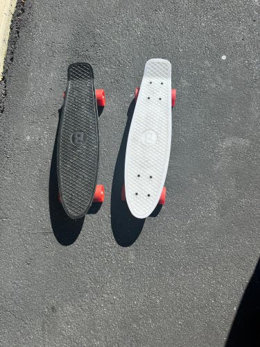 2 Mini Skateboard