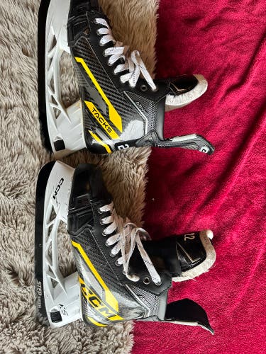 Used CCM Pro Stock Size 8.5 AS-V Hockey Skates