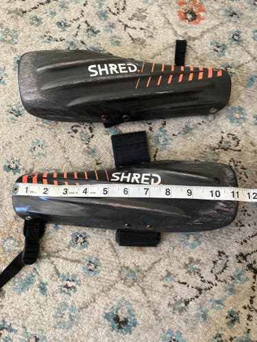 Shred Carbon Arm Guards M/L