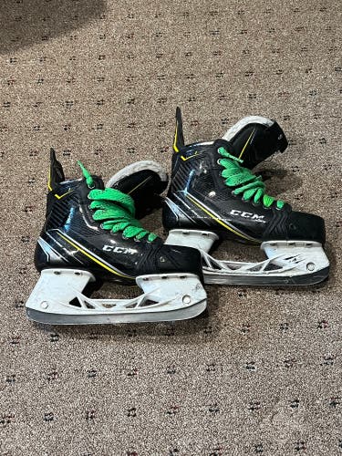 Used CCM Size 4.5 Super Tacks AS1 Hockey Skates