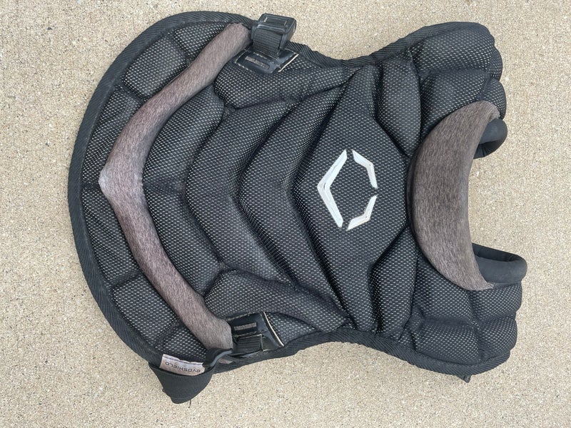 Used BoomBah CHEST PROTECTOR Junior Catcher's Equipment Catcher's