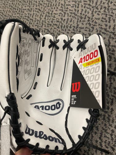 Wilson A1000 12.5” Fastpitch Glove
