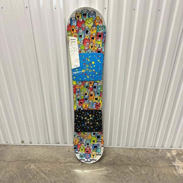 Burton Boy's Chopper 125 CM Snowboard Youth 15341 | SidelineSwap