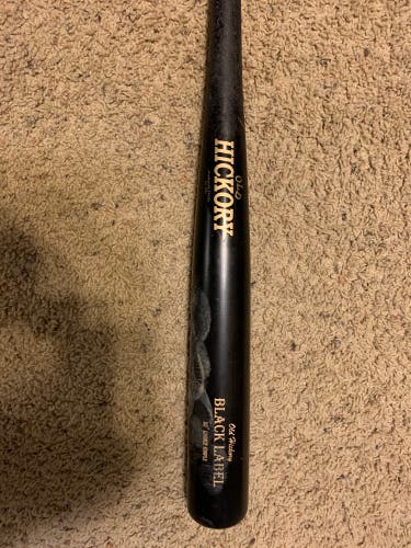 Used Maple (-3) 30 oz 33" Black Label Bat