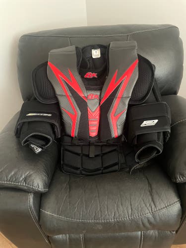 Used Medium Brian's Pro Stock Optik 2 Goalie Chest Protector