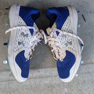 Blue Used Size 9.0 Metal Under Armour Low Top Yard low