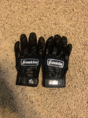 Used Medium Franklin CFX PRO Batting Gloves