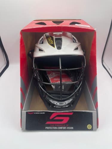 New Player's Cascade S Helmet - Broken Tap see description