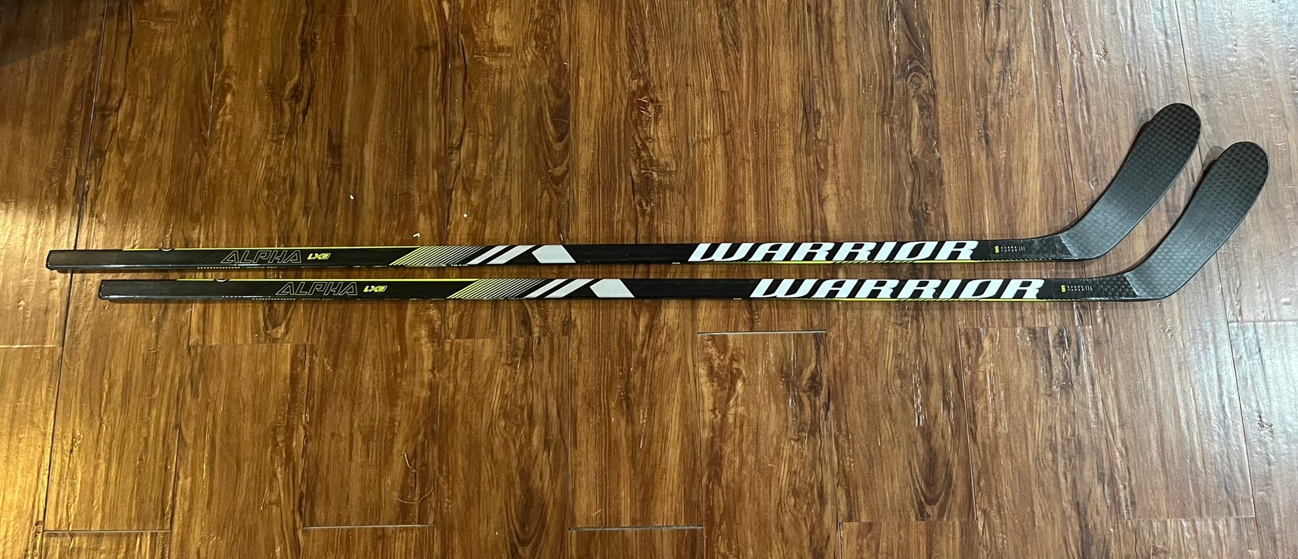 Easton RH Pro Stock Hockey Sticks for Sale in Yorba Linda, CA - OfferUp