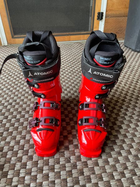 Atomic Redster World Cup 170 Lifted Boots | SidelineSwap