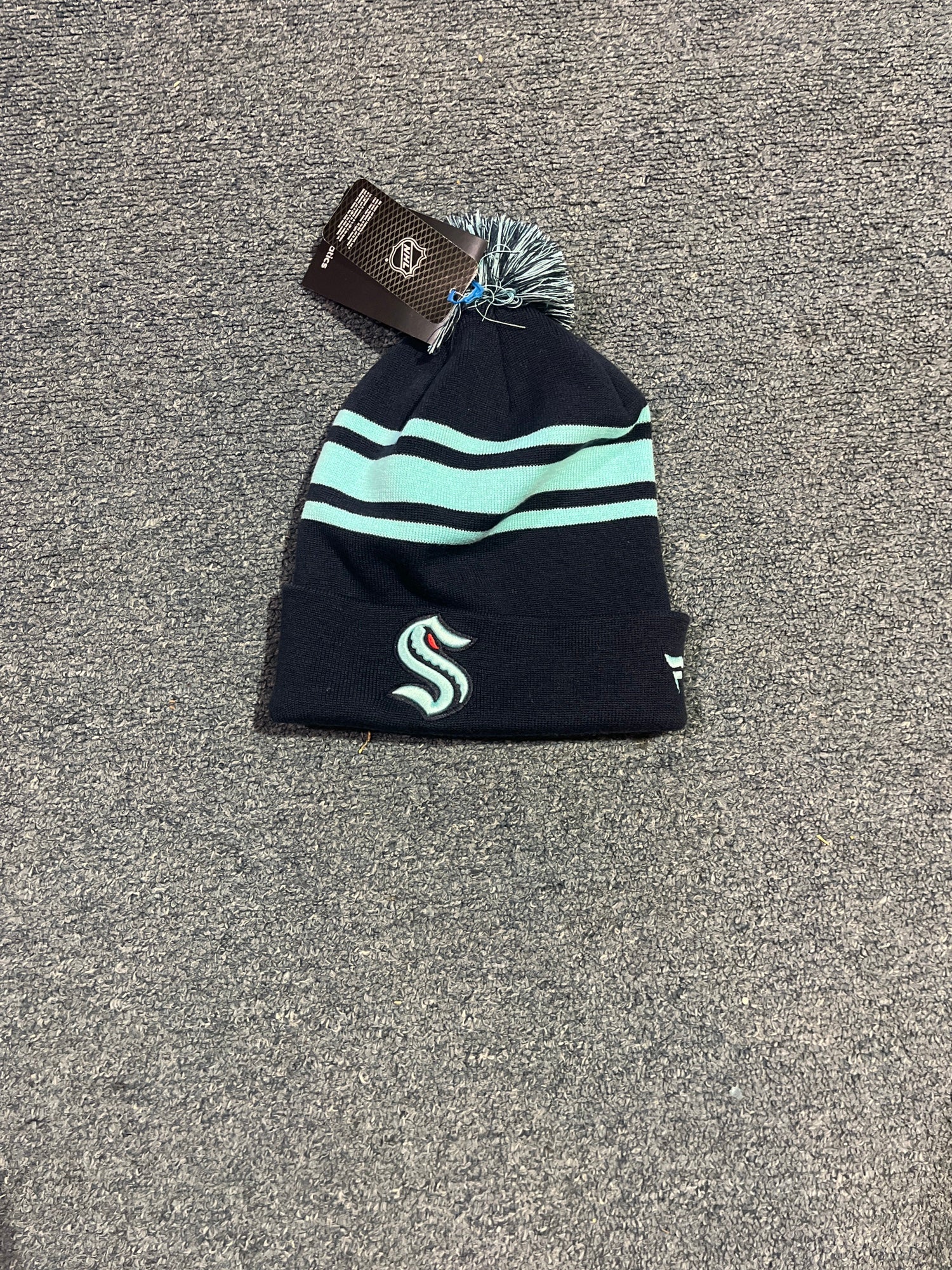 Seattle Seahawks Tonal Flexfit 3930 Hat-(3 Sizes) NWT | SidelineSwap