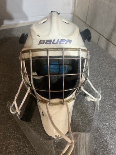 Bauer goalie helmet