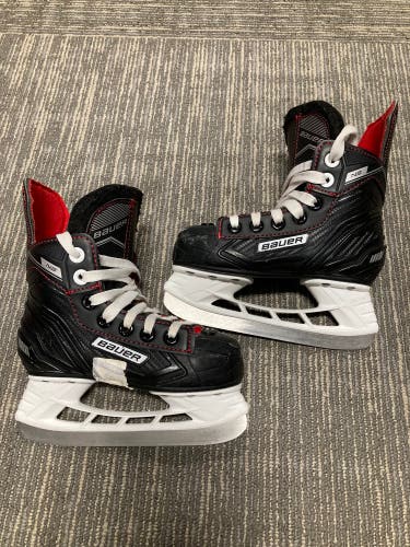 Bauer Size Y9 NS Hockey Skates