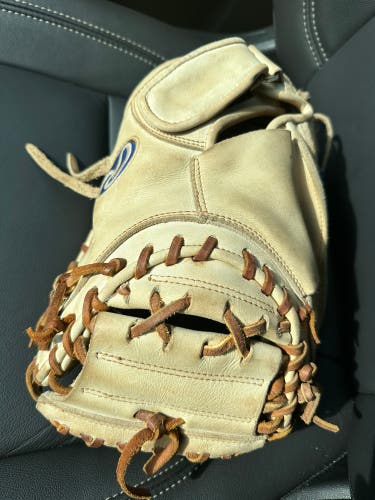 Catcher's 32.5" Heart of the Hide Baseball Glove