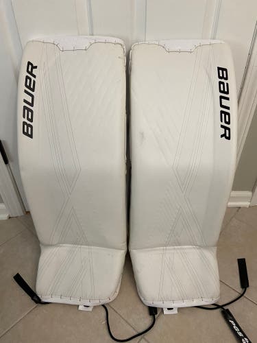Bauer Ultrasonic Goalie Leg Pads XS