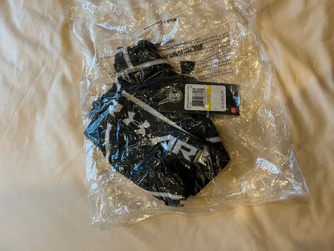 Under Armor Compression Shorts Medium