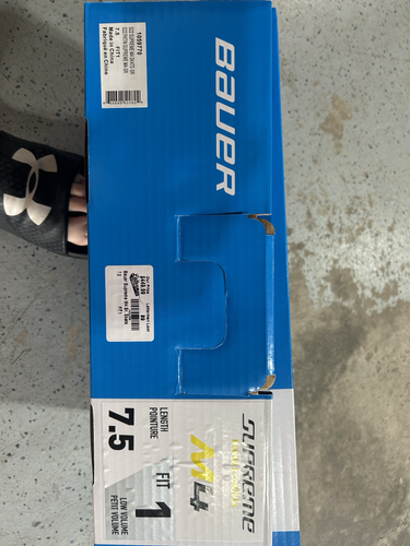 Senior Used Bauer Supreme M4 Hockey Skates Size 7.5 - Free Shipping