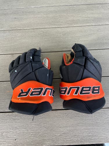 Omaha Lancers USHL Bauer 15" Vapor Pro Team Gloves