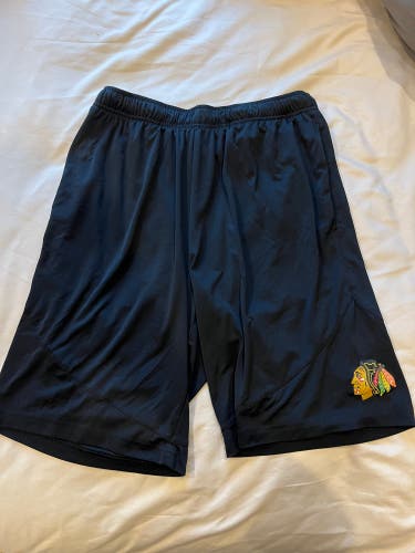 Chicago Blackhawks Team Issued Fanatics Pro Short Large