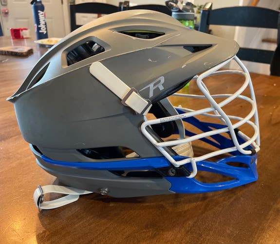 Player's Cascade R Helmet