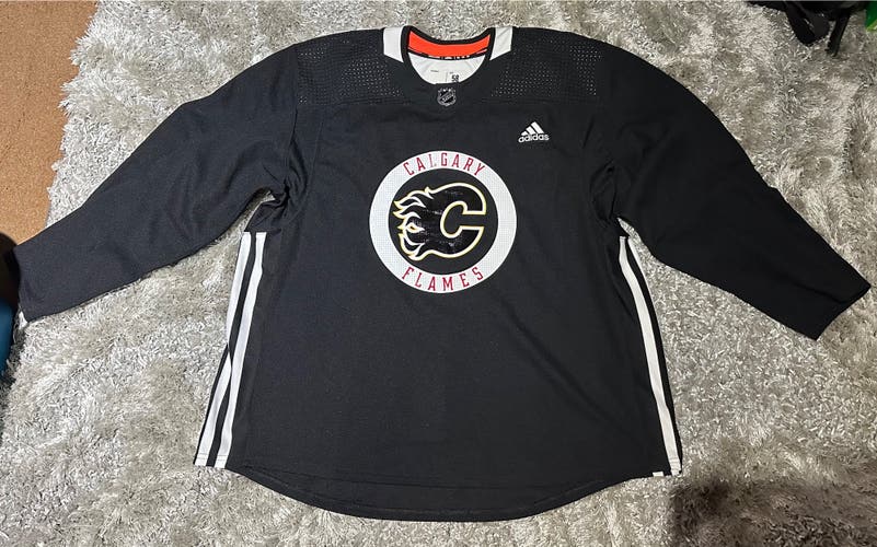 Adidas Calgary flames practice jersey Black
