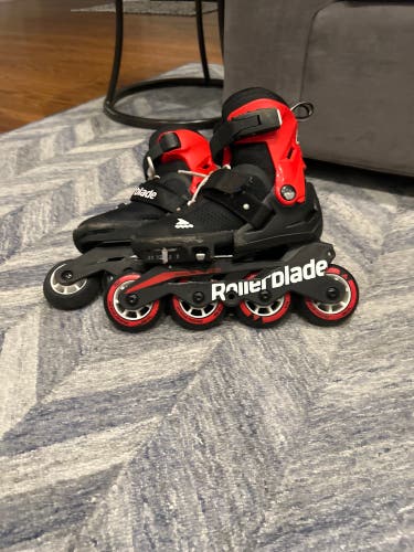 Youth Rollerblades Adjustable Size (11k - 1Y)